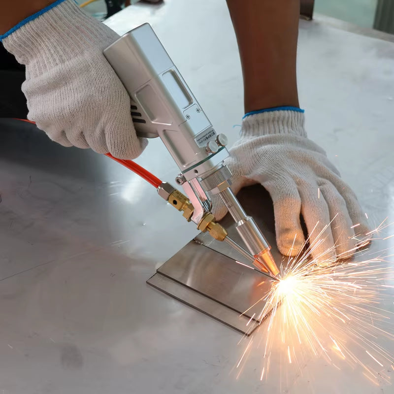 High-Performance 4-in-1 Fiber Laser Welding Machine - 1500W, 2000W, 3kW with Complete Accessories